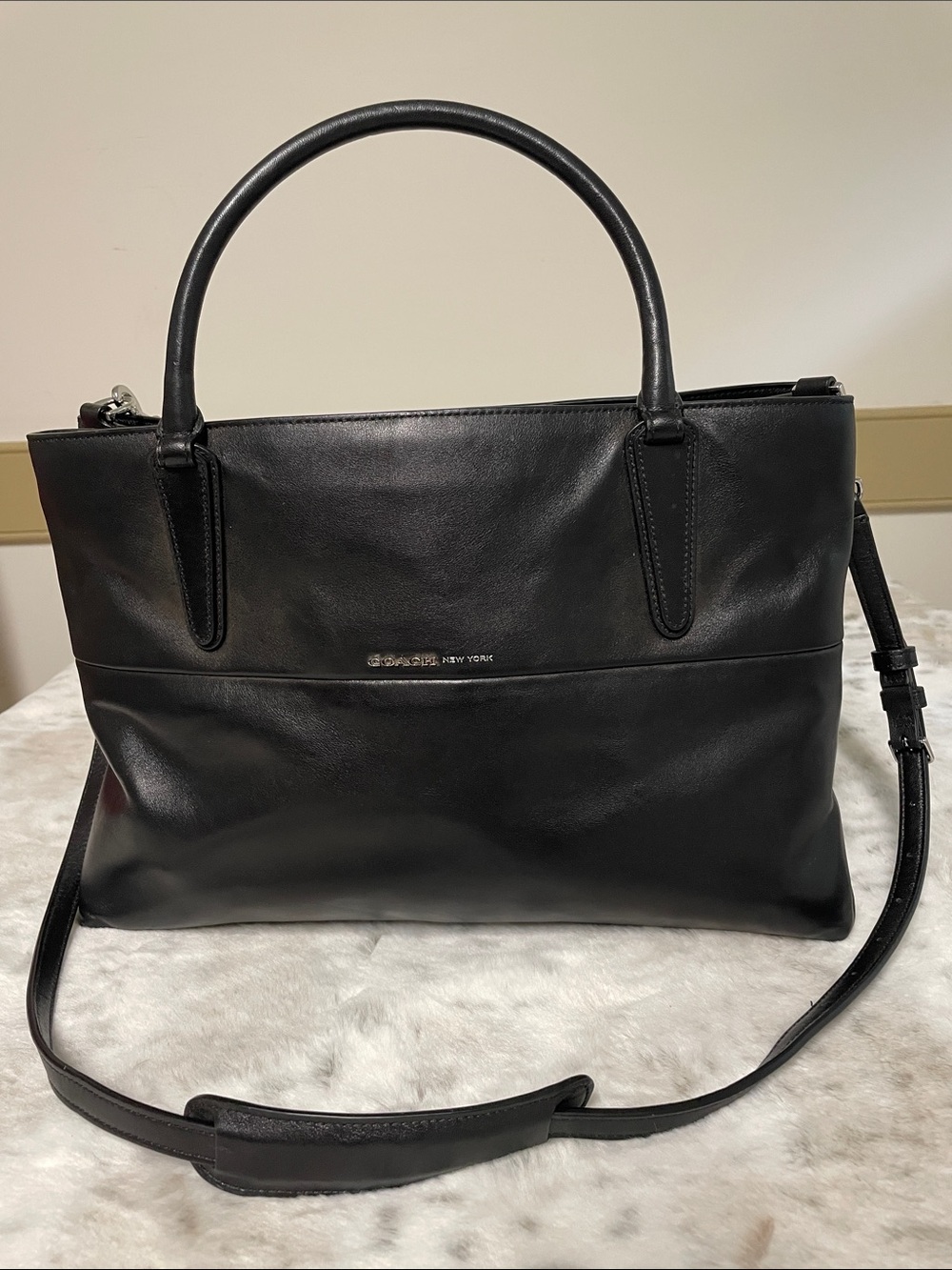 Coach Black Leather Polished Tote with Shoulder Strap